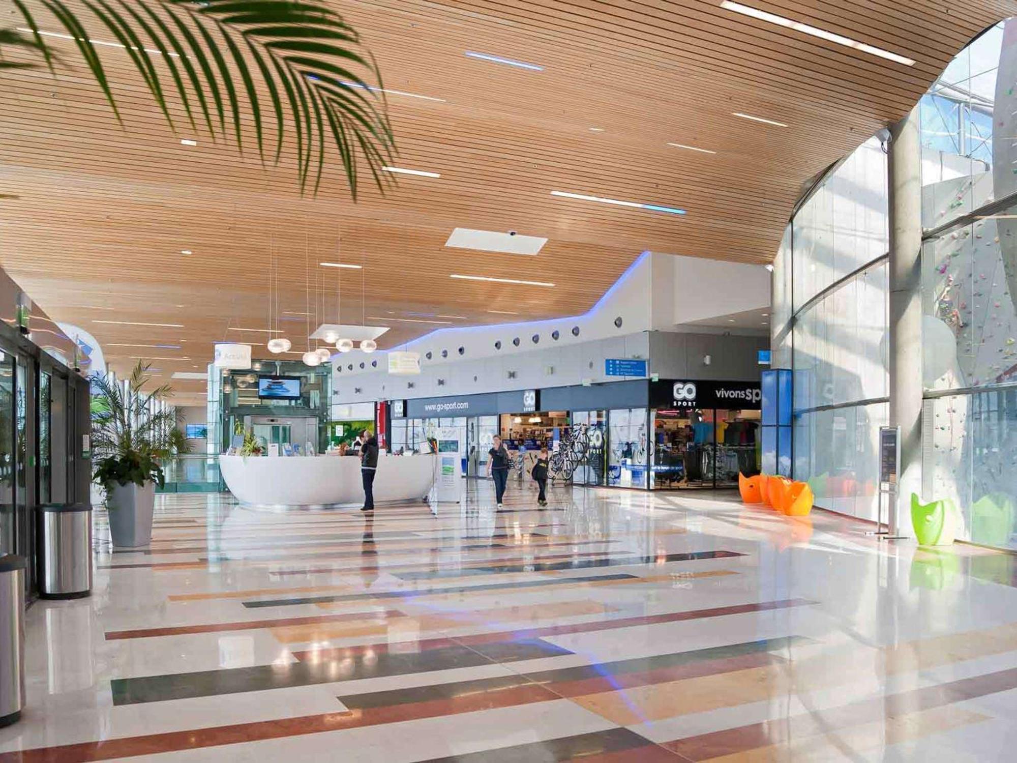 Ibis Styles Saint Julien En Genevois Vitam Neydens Exteriör bild