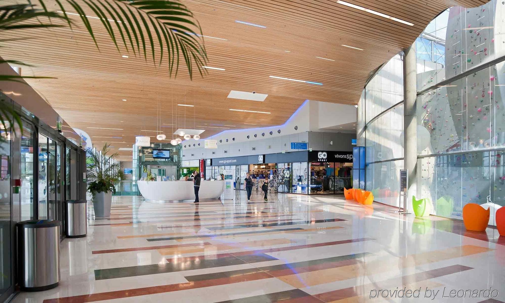 Ibis Styles Saint Julien En Genevois Vitam Neydens Exteriör bild